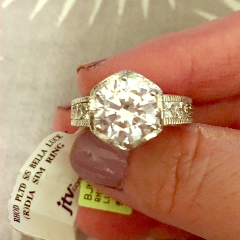 NWT!!! Bella Luce 6.55 CTW Round princess Cut Ring